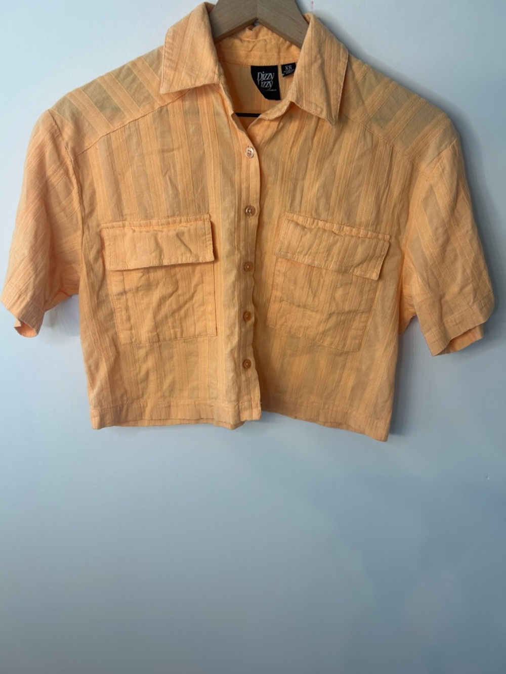 Dizzy Lizzy Women’s Orange Button Front Cropped Camp Shirt, Size XS - Picture 2 of 8